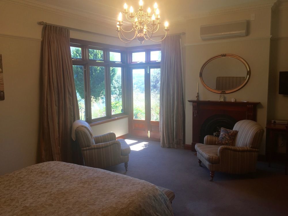 เลคคาราพิโรลอดจ์ Villa Tirau ภายนอก รูปภาพ